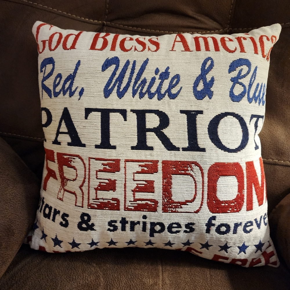 Throw Pillows (set of 2)